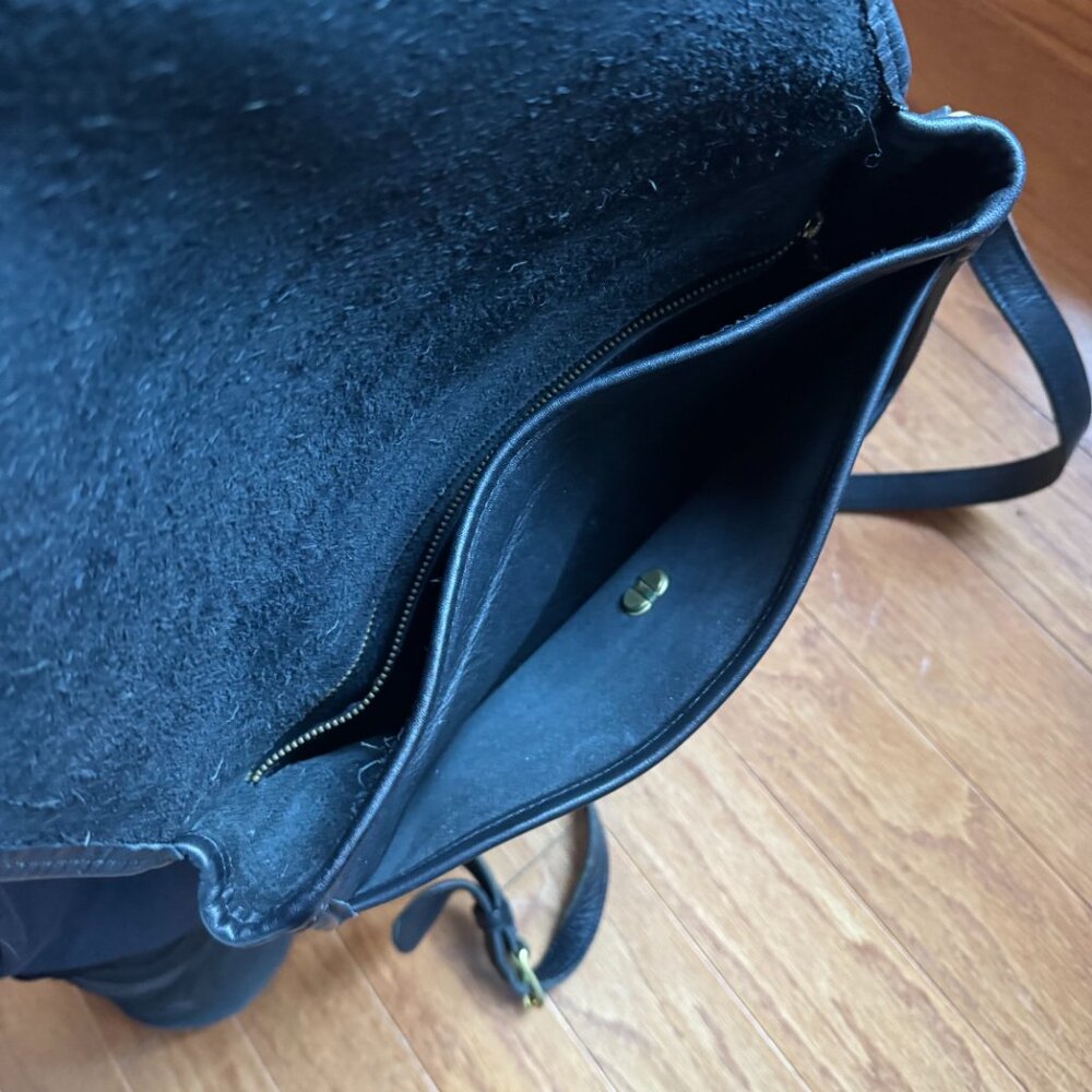 Vintage Coach Crossbody Bag - Picture 5 of 6